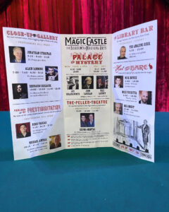 spettacolo di micromagia all'Hollywood Magic Castle